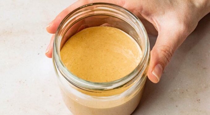 The Easiest Homemade Peanut Butter